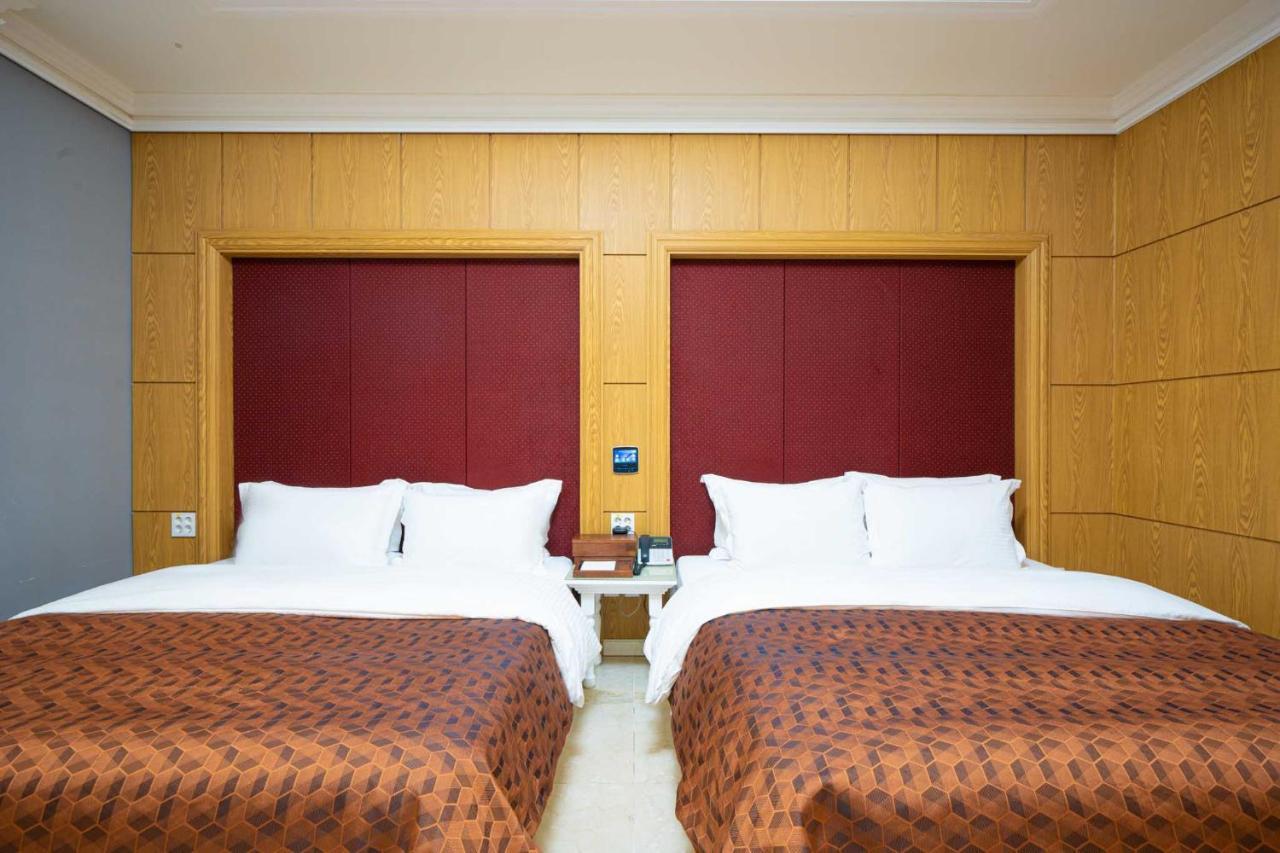 Hotel Core Naju Bagian luar foto