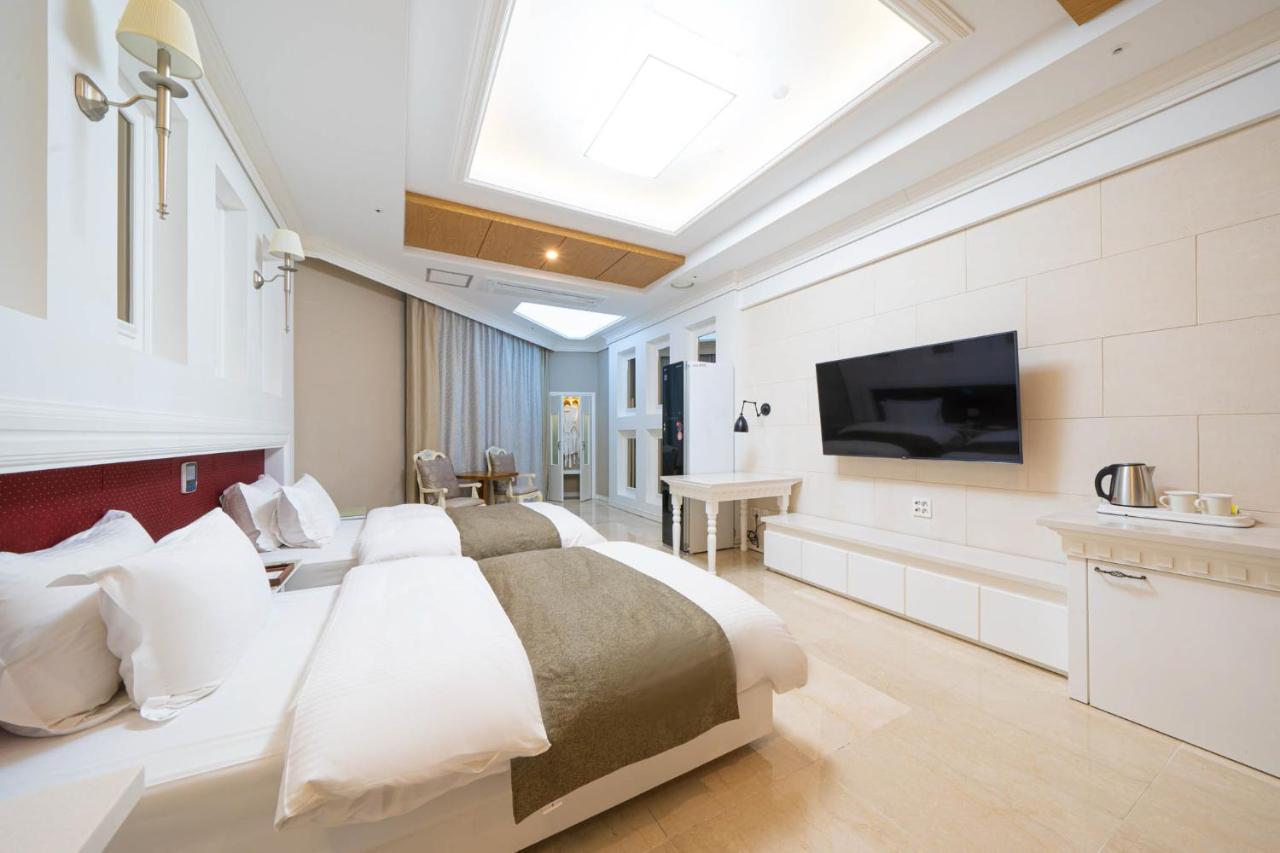 Hotel Core Naju Bagian luar foto